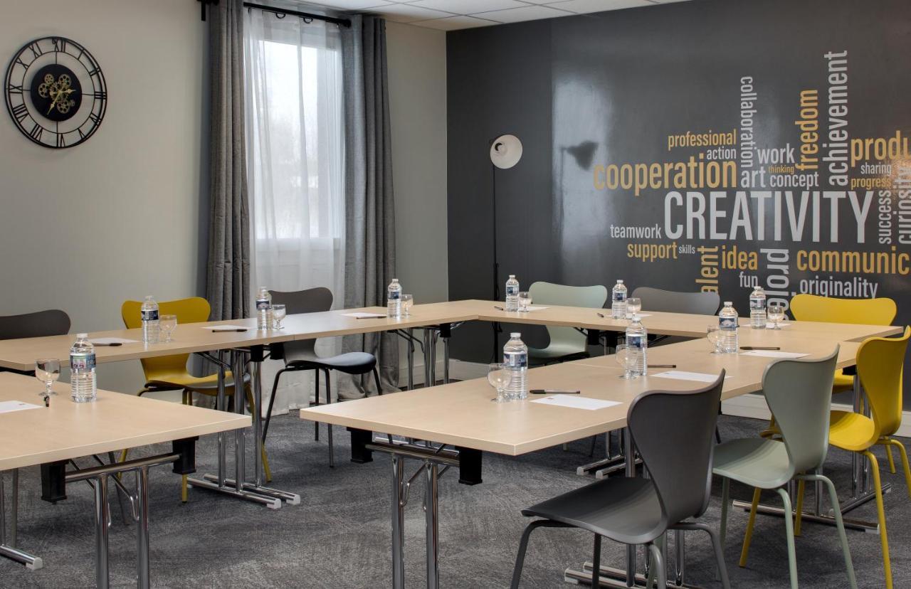 ibis budget Clermont Ferrand Nord Riom Buitenkant foto