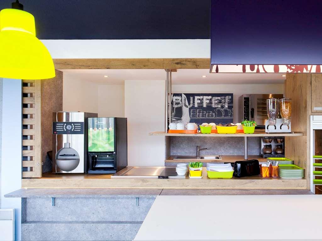 ibis budget Clermont Ferrand Nord Riom Buitenkant foto