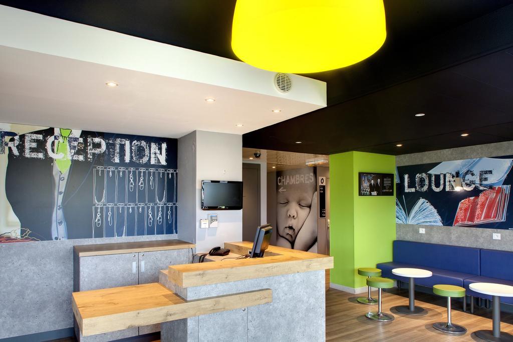 ibis budget Clermont Ferrand Nord Riom Buitenkant foto