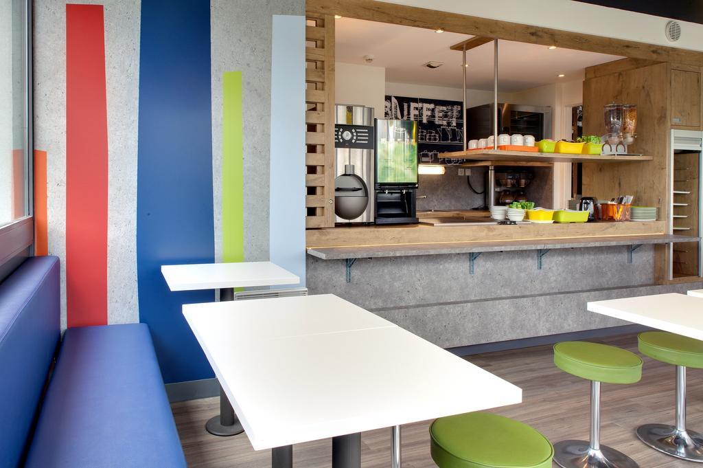 ibis budget Clermont Ferrand Nord Riom Buitenkant foto