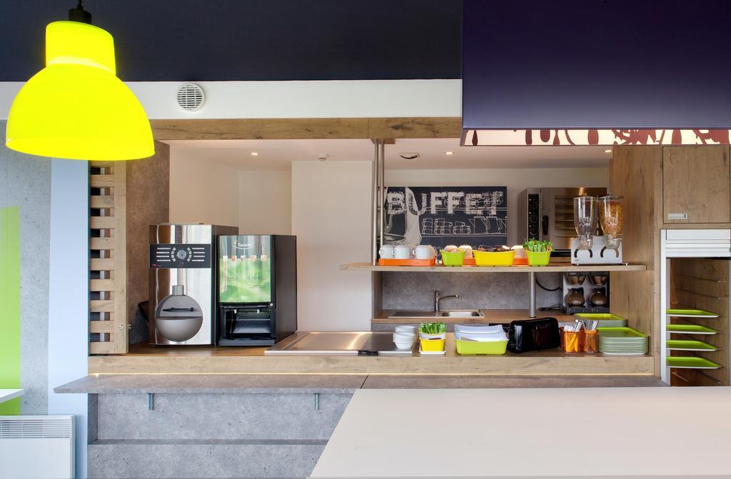ibis budget Clermont Ferrand Nord Riom Buitenkant foto