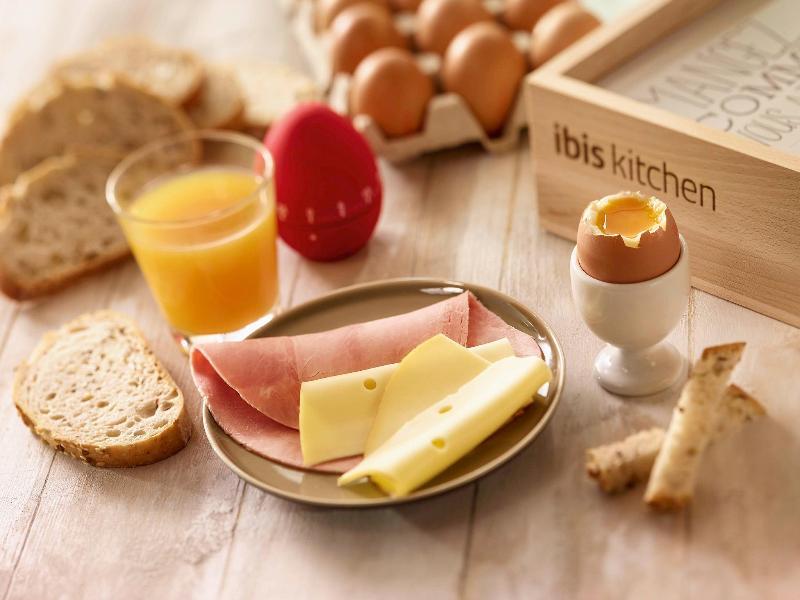 ibis budget Clermont Ferrand Nord Riom Buitenkant foto